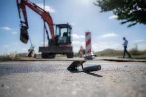 Axel Hennecke Tiefbau GmbH - Kelle, Bagger